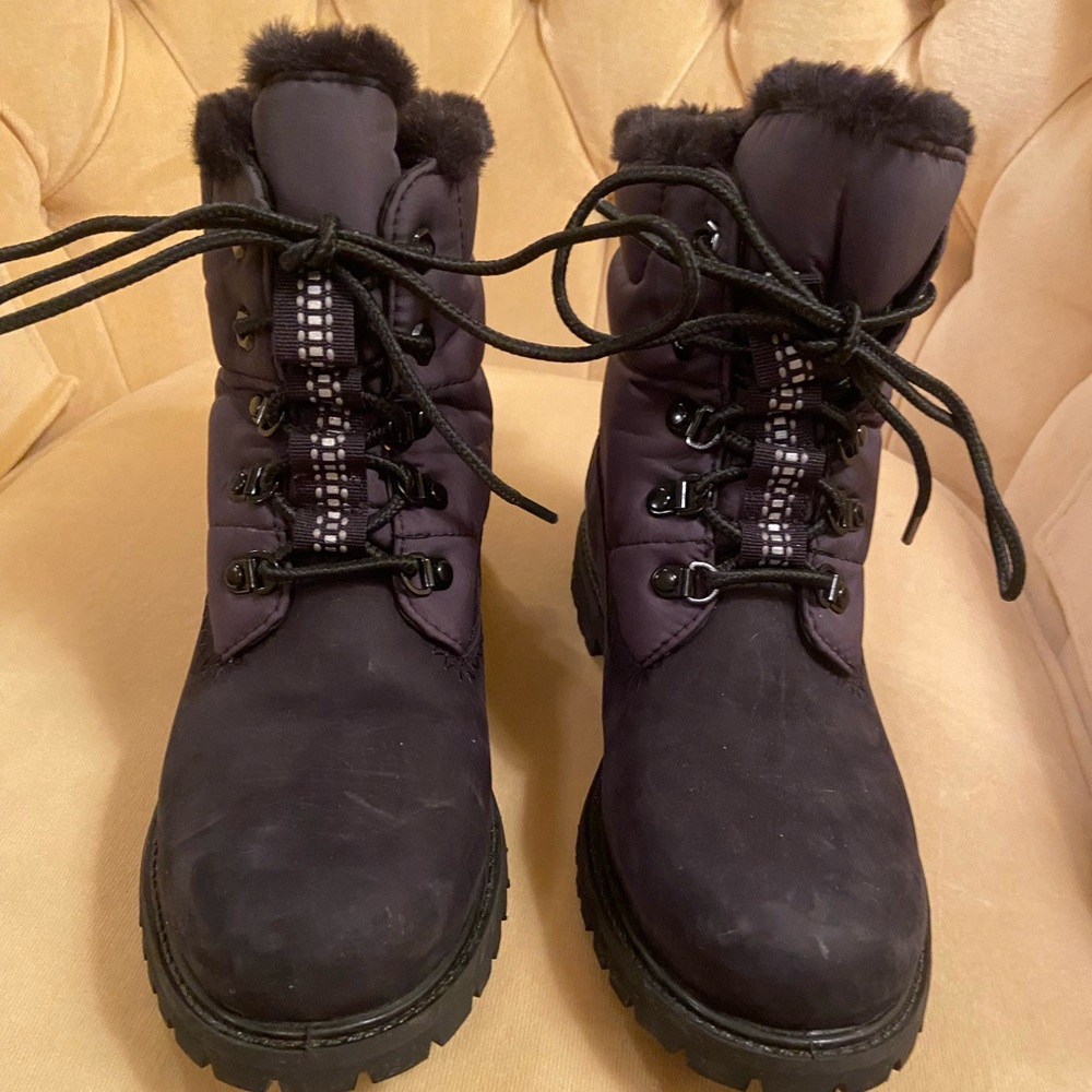 Timberland Women’s black boots